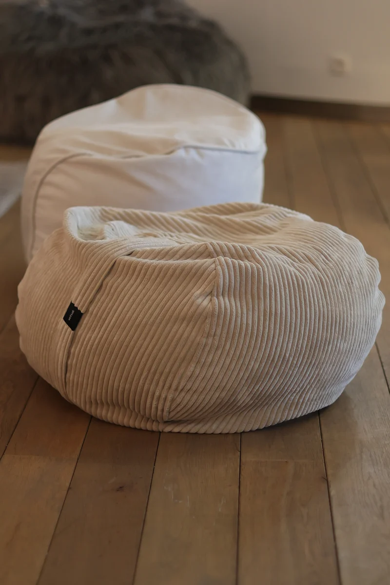 EXPO Vetsak FOOTSAK Pouf