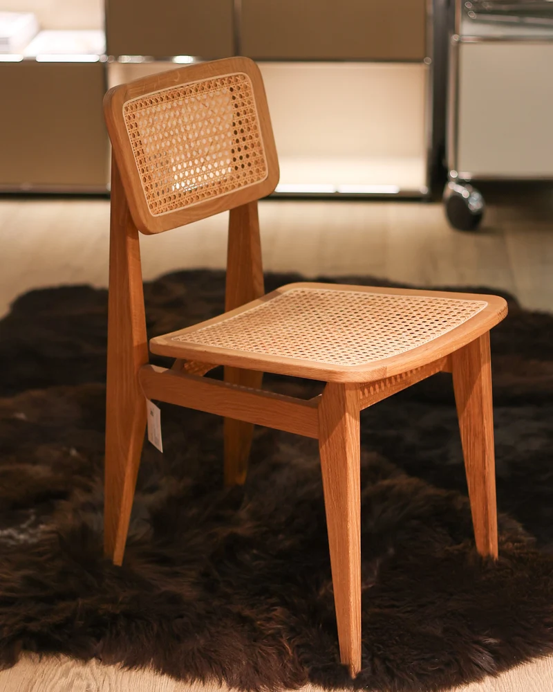 EXPO Gubi C-Stuhl