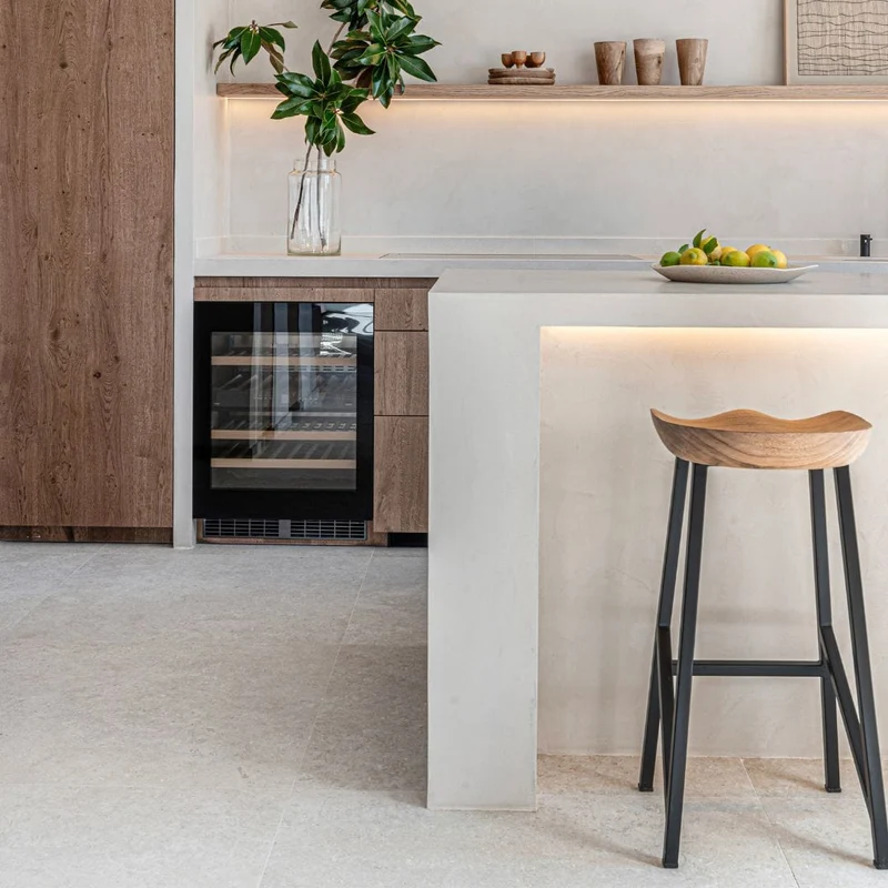 Suar Bar Stool