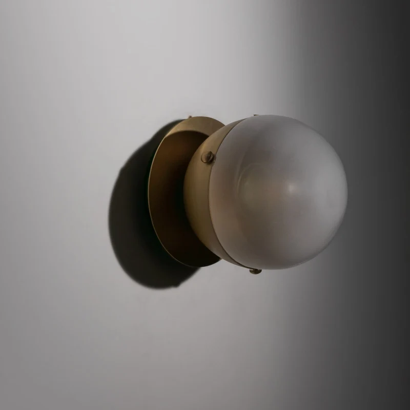 Schwung Molecule 1 Wall sconce
