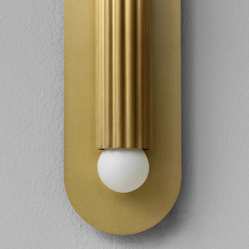 Schwung Vesta Wall Sconce