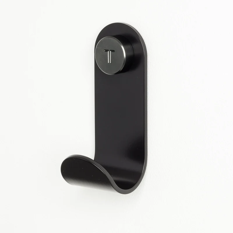 Tiptoe Jo Coat Hook