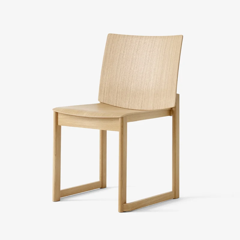 &Tradition Allwood AV35 Stackable Chair