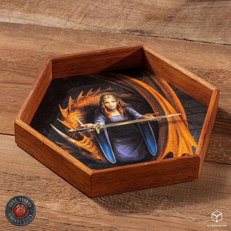 Anne Stokes Würfelbrett The Truth 20 cm