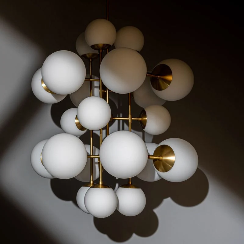 Schwung Glow Chandelier