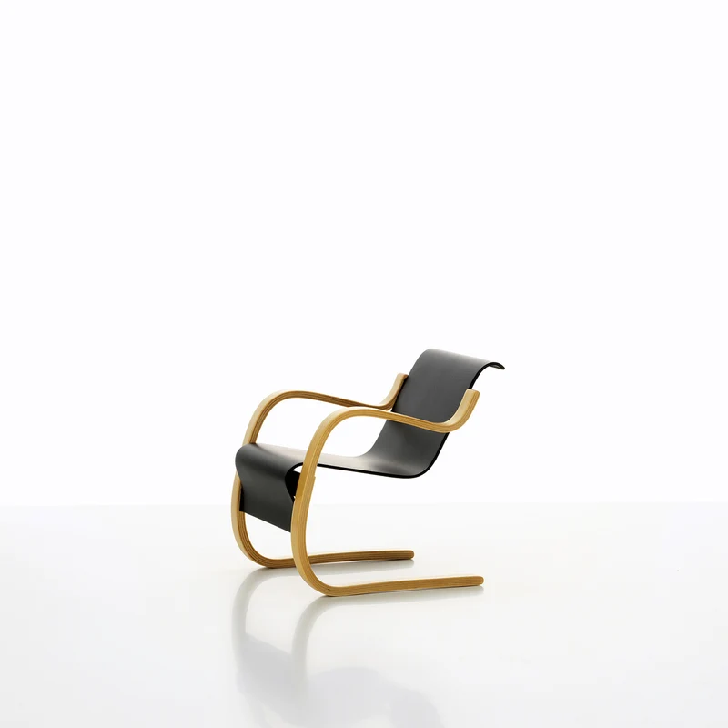 Vitra Miniatures Collection Armchair Nr. 42