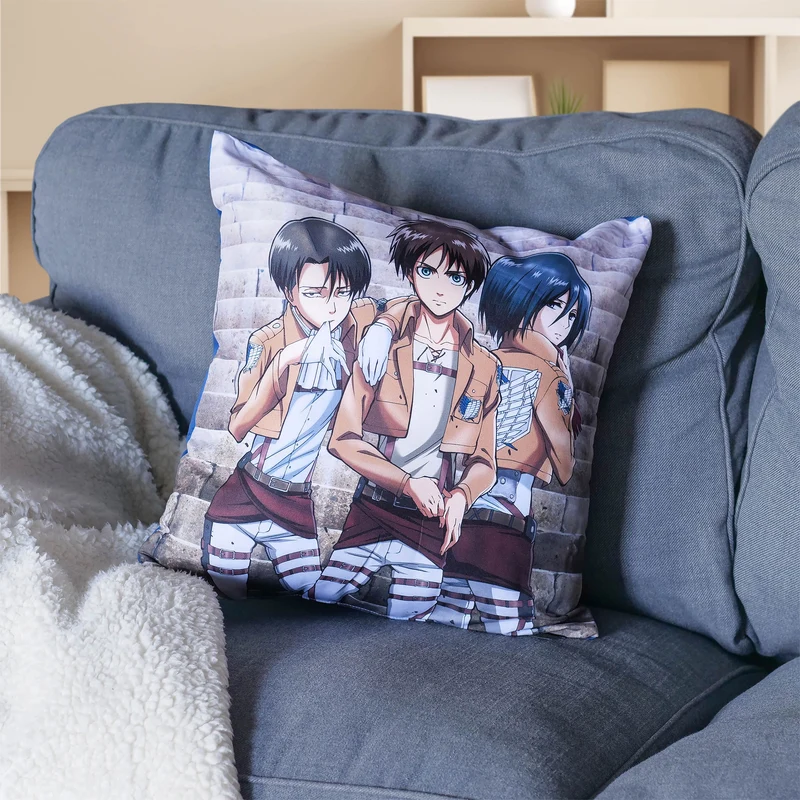 Attack on Titan - Group Kissen