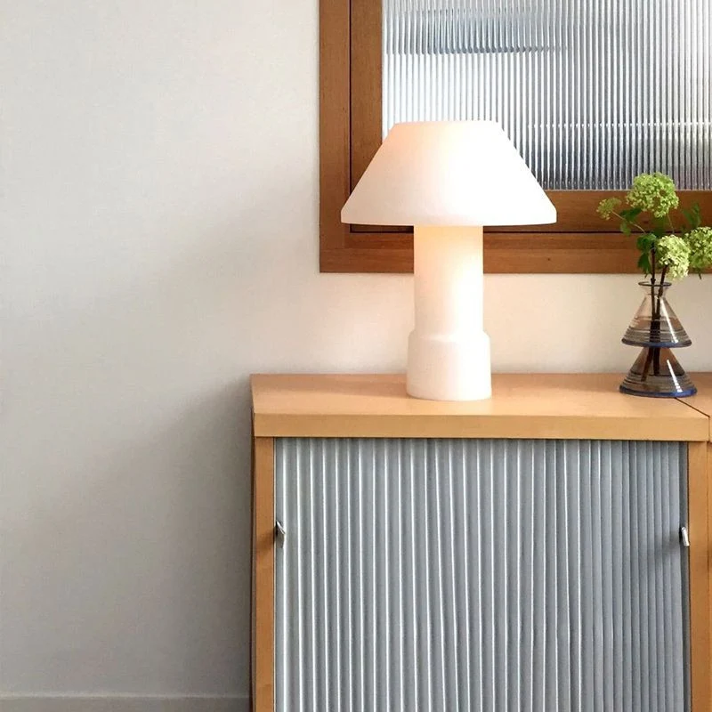 Wastberg W163 Lampyre Table Lamp