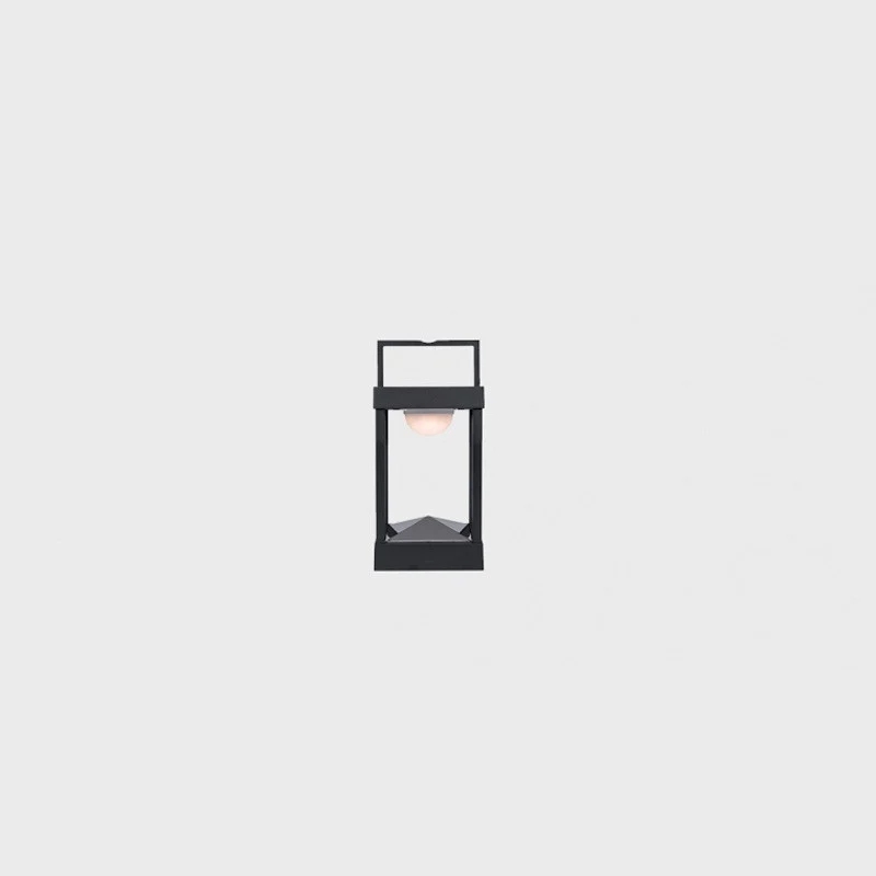 Maiori La Lampe Parc Solar Portable Lamp