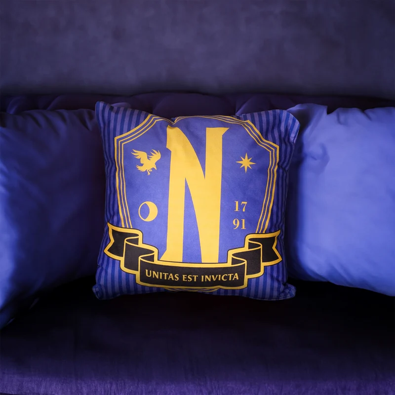 Wednesday - Nevermore Academy Logo Kissen
