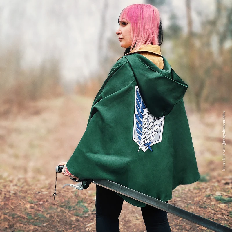 Attack on Titan - Survey Corps Umhang mit Kapuze